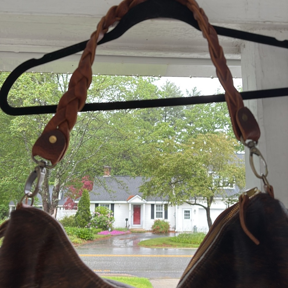 😍 Stunning authentic Cowhide Fringed Bag! 😍 - Picture 5 of 14